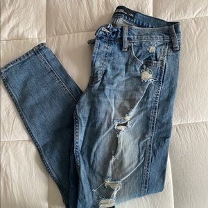 Hollister jeans boyfriend style